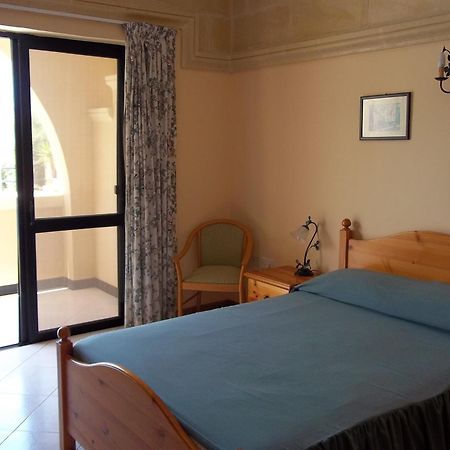 San Antonio Guesthouse Xlendi Eksteriør billede