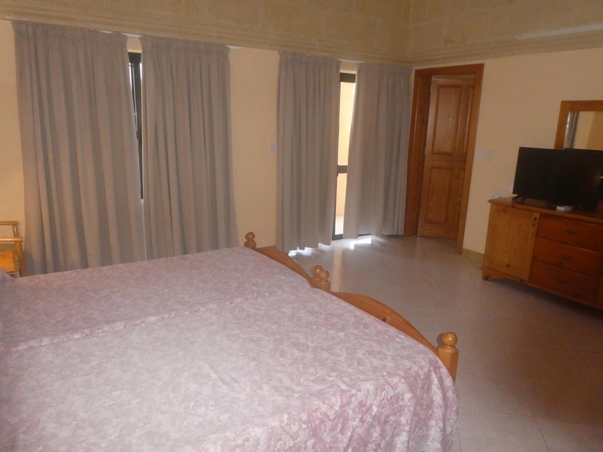 San Antonio Guesthouse Xlendi Eksteriør billede