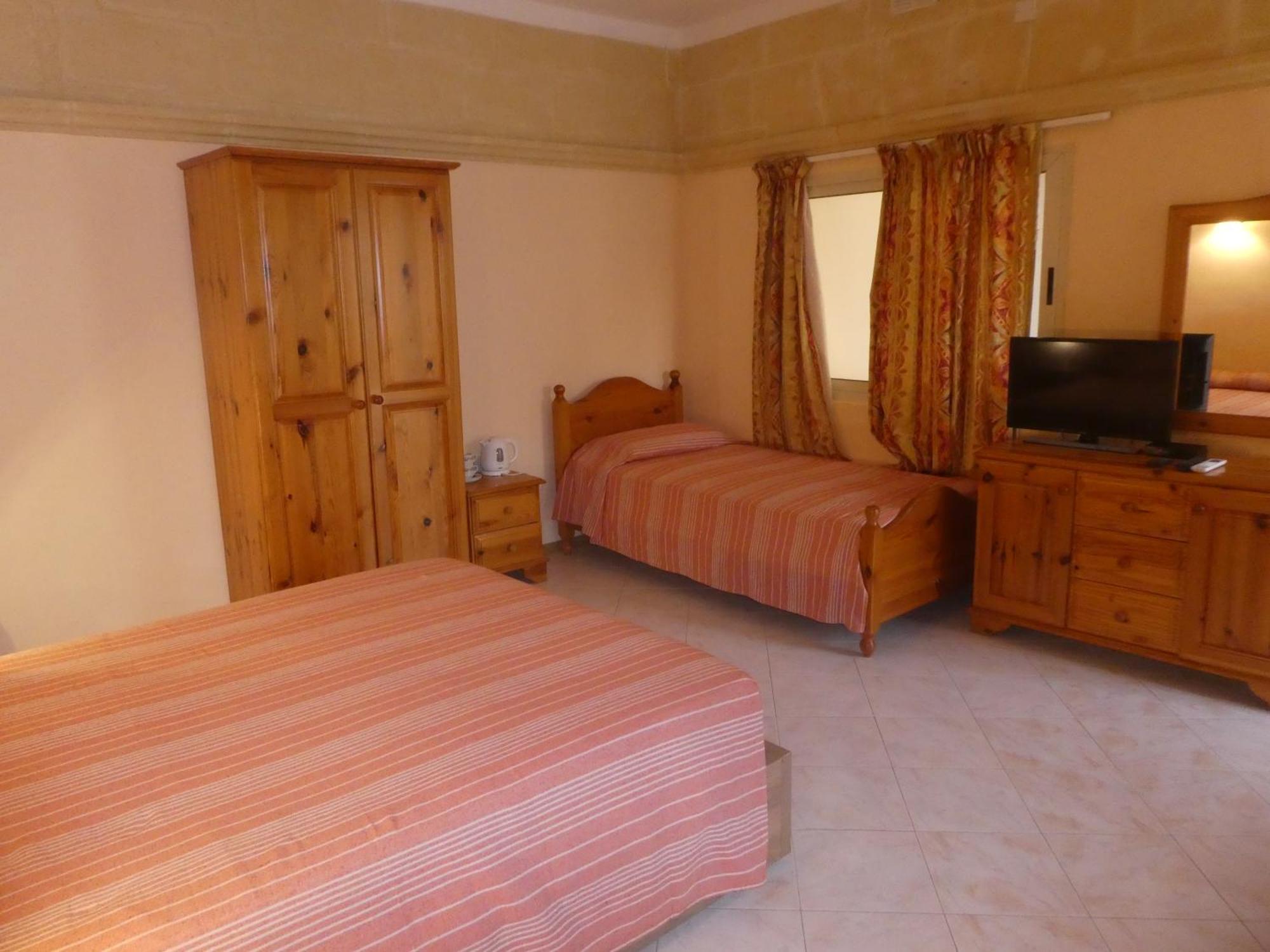 San Antonio Guesthouse Xlendi Eksteriør billede