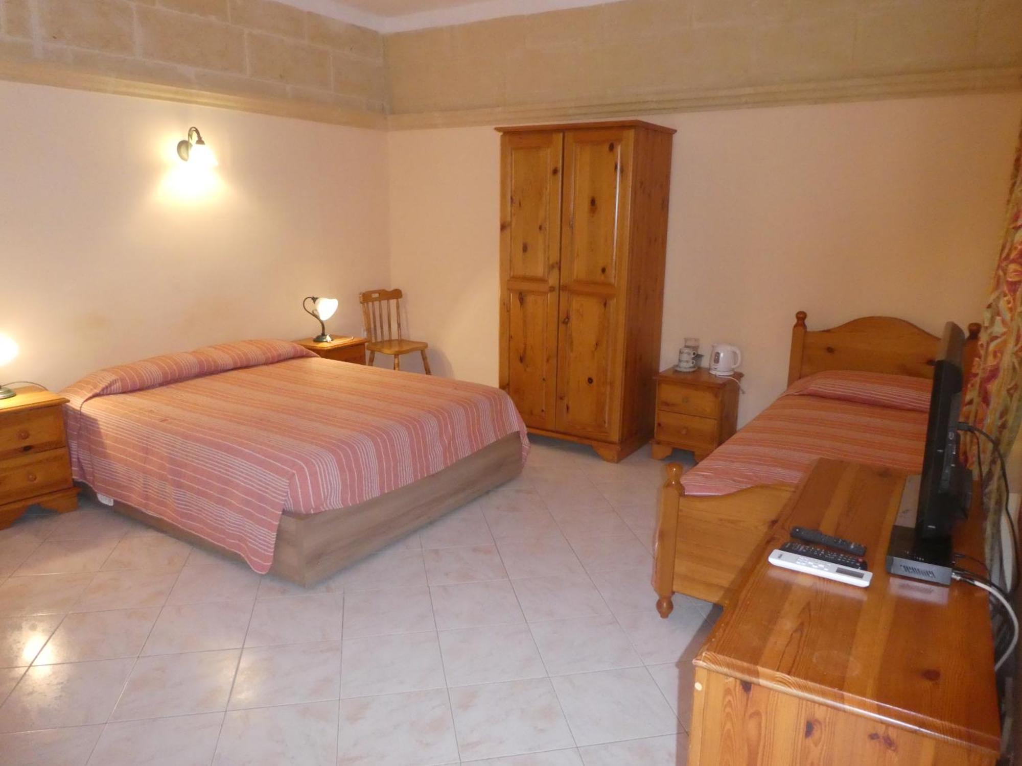 San Antonio Guesthouse Xlendi Eksteriør billede