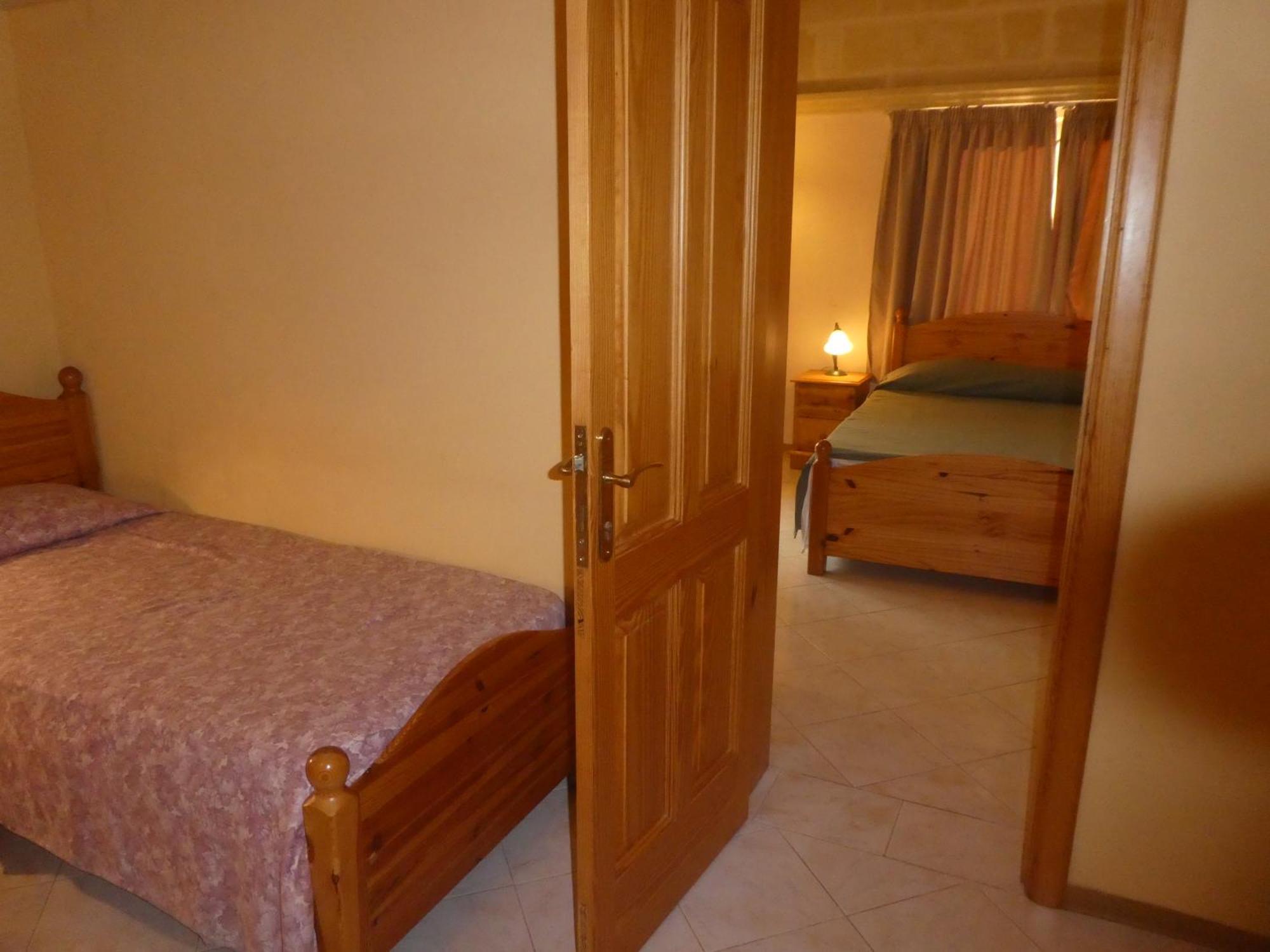 San Antonio Guesthouse Xlendi Eksteriør billede