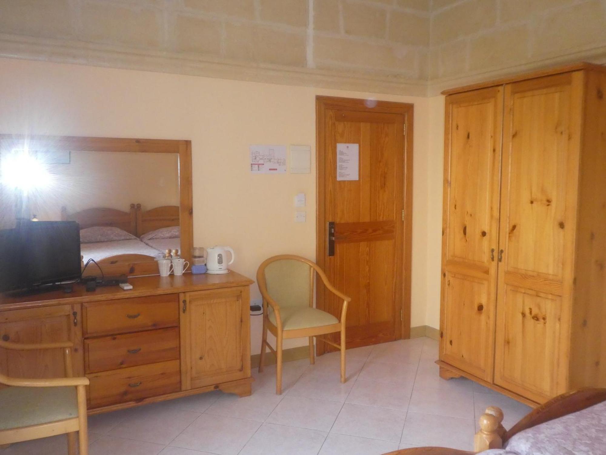 San Antonio Guesthouse Xlendi Eksteriør billede