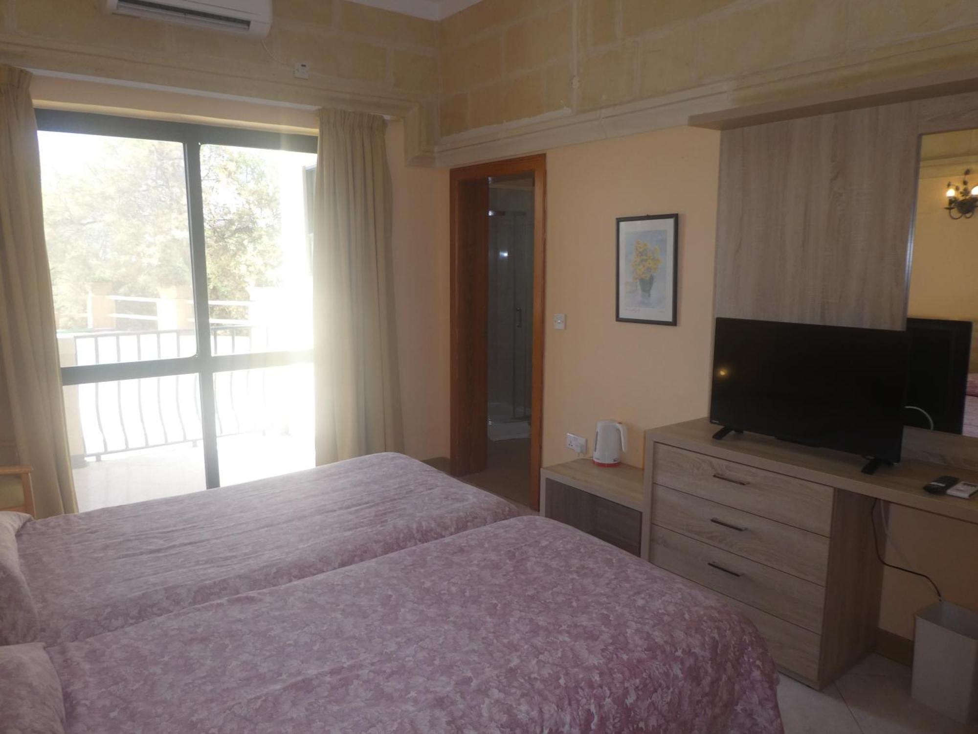 San Antonio Guesthouse Xlendi Eksteriør billede