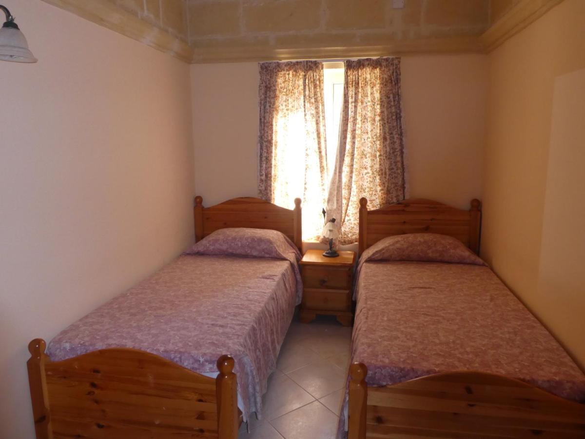 San Antonio Guesthouse Xlendi Eksteriør billede